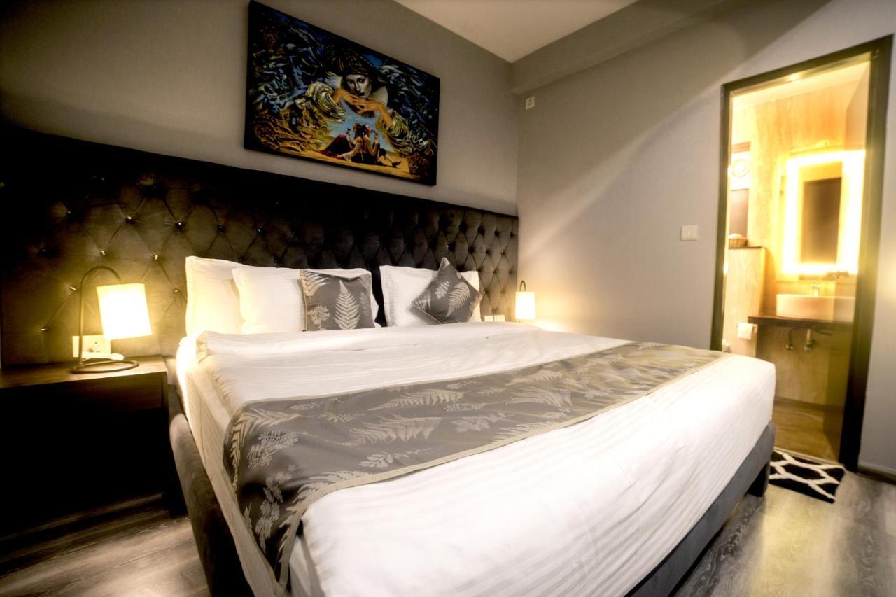 Encore Suites Goa Panaji Extérieur photo